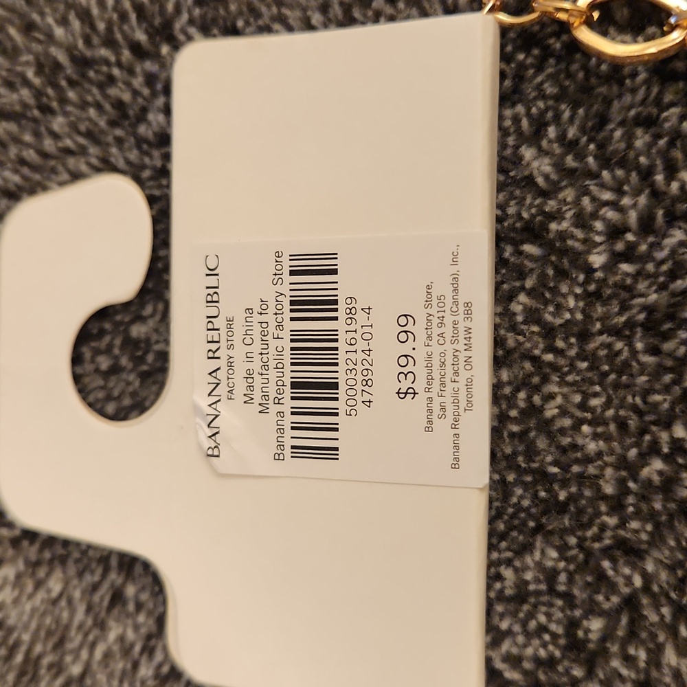 Banana Republic Gold Chain Necklace - Picture 7 of 9